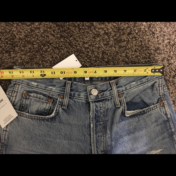 Re/Done Low Slung Crop Jeans - Picture 6 of 6